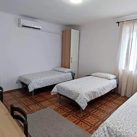 Altana Apartman